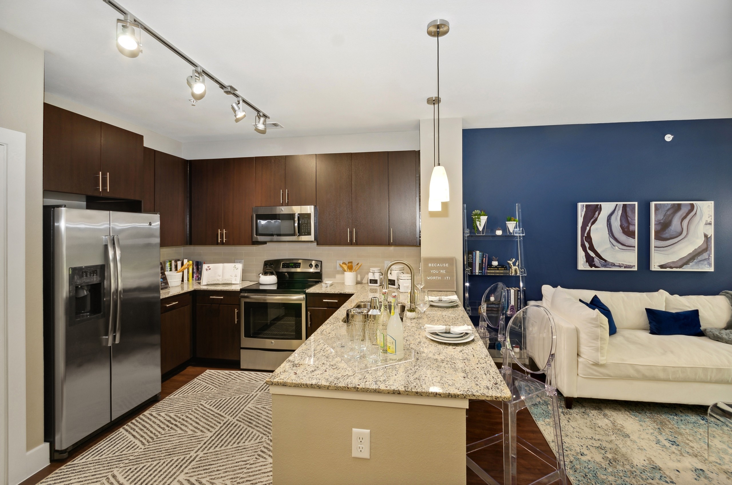 L'Appartement Cami All In One 24年製 Luxury Apartments in Las Colinas | AMLI Campion Trail